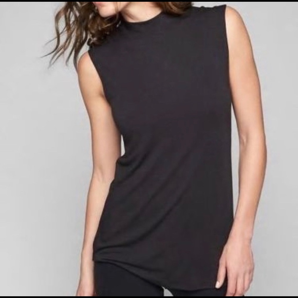 Athleta Threadlight relaxed mock neck grey tank